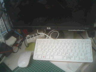 サブパソコンRaspberry Pi 400＋ワイヤレスマウス＋液晶ディスプレイ
