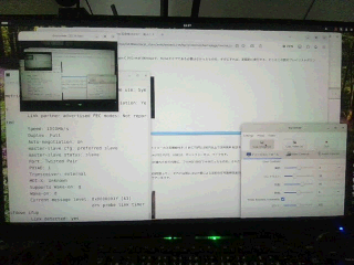 アリエクの2kオートフォーカス等機能付きマイク内蔵Webカメラで撮影したPCモニタ